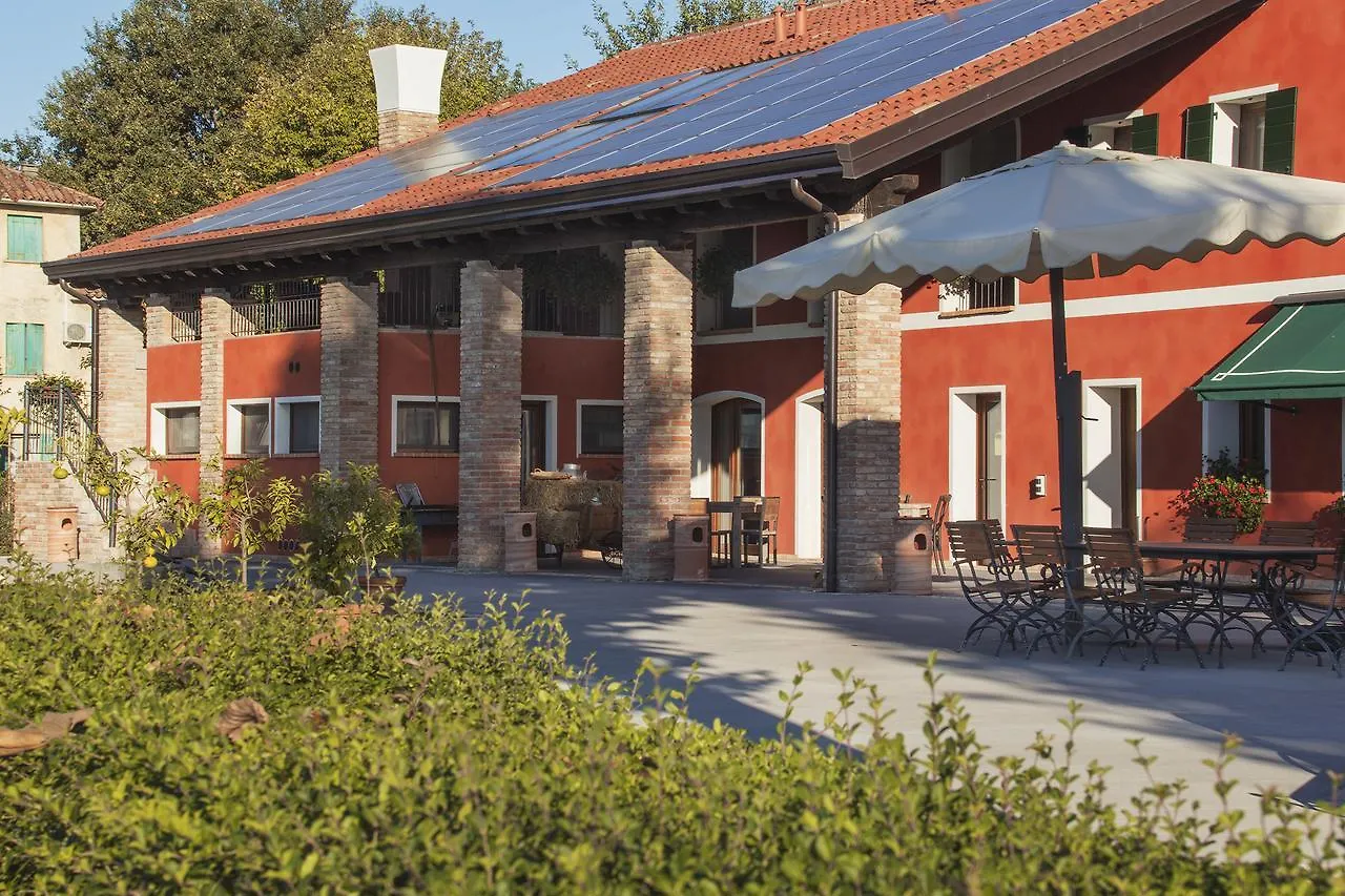 Ca' Ciaran Bed & Breakfast Chiarano Italy