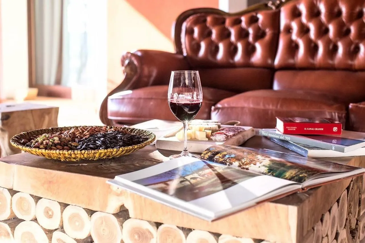 Ca' Ciaran Bed & Breakfast Chiarano Italy